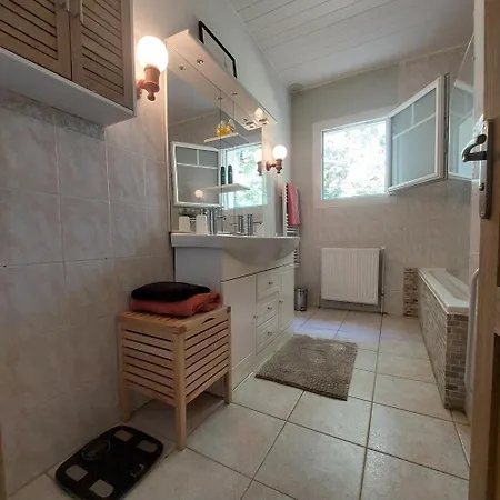 Clos Des Loriots וילה